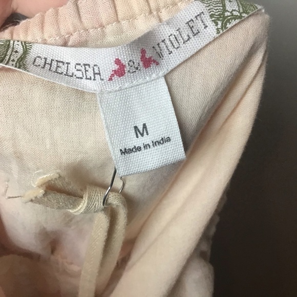 𝅺chelsea & Violet Wisteria Floral Romper - Picture 7 of 9